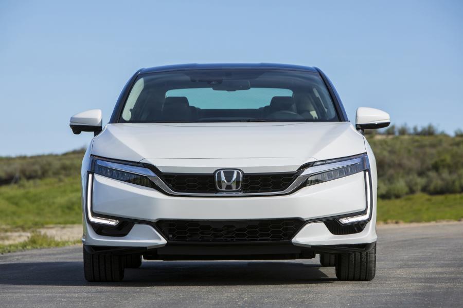  Honda Clarity Fuel Cell 2016 года  (US) (фото 36 из 40)